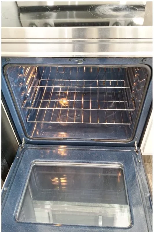 Oven after cleaning