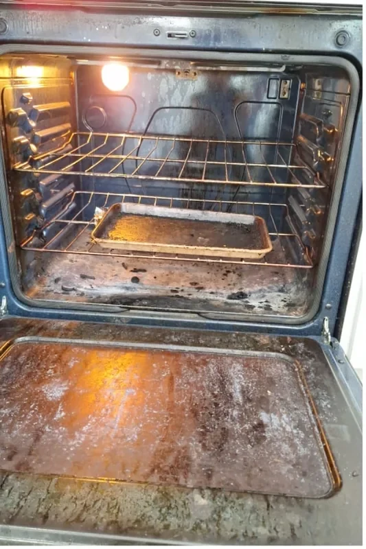 Oven before cleaning